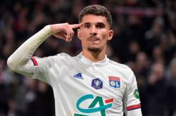 法甲倒计时，勒沃库森国际比赛日门线救险，细节引发关注，悬念犹存，更衣室氛围转暖(勒沃库森今年为何如此之猛)-超凡app下载